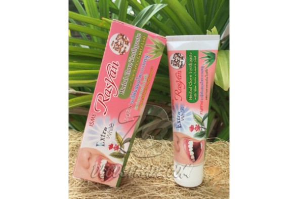 Экстра отбеливающая зубная паста «Гвоздика, Алоэ и Гуава» от Isme Rasyan, Herbal Toothpaste Extra White «Clove, Aloe Vera &amp;amp; Guava Leaf», 100 гр