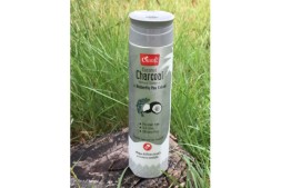 Шампунь с кокосовым углем и экстрактом мотылькового горошка (клитории) от Caring, Coconut Charcoal Shampoo With Butterfly Pea Extract, 200 мл