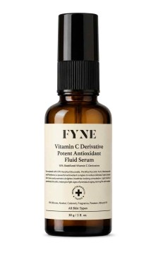 FYNE Potent Vitamin C Derivative — осветляющая антиоксидантная сыворотка с тройным производным витамина C (15%), SOD, фуллеренами и астаксантином, 30 г