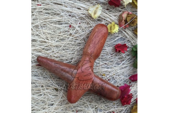 Деревянный массажер для традиционного точечного тайского массажа T-65, Wooden House Wooden cross for massage [Four-pointed] T-65