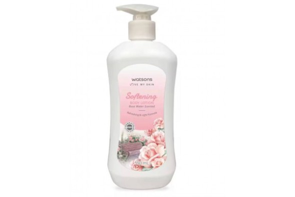 Лосьон для тела с ароматом Розовый Воды Watsons Rose Water Body Lotion 550 мл