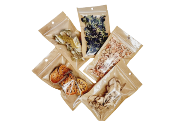 Продуктовый набор с подарком Thai Food Meal Kit and Snacks with Present