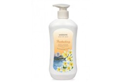 Лосьон для тела с ароматом Франжипани Watsons Frangipani Body Lotion 550 мл
