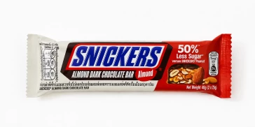 Snickers Almond Dark Chocolate Bar батончик с миндалем и темным шоколадом 40 г