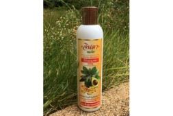 Травяной шампунь с Авокадо и витамином B5 от Jinda Herbal Shampoo Avocado Fresh Mee Leaf Pro Vitamin B5 250 ml.
