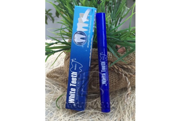 Концентрированный отбеливающий крем для белоснежной улыбки от Mistine, White Teeth Whitening Cream, 2,3 гр